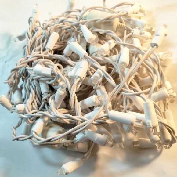 GE Micro Icicle LED Lights Cool White Indoor Outdoor100 Energy Saving  10 Ft - Picture 8 of 10